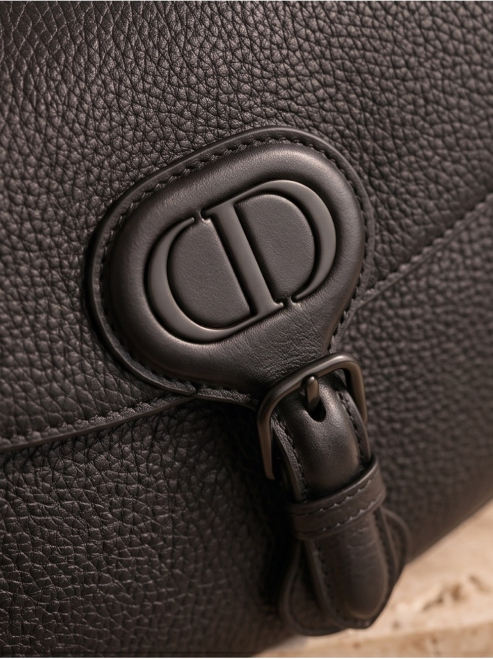 Authentic Ultramatte Christian Dior Bobby Medium size - Picture 6 of 7